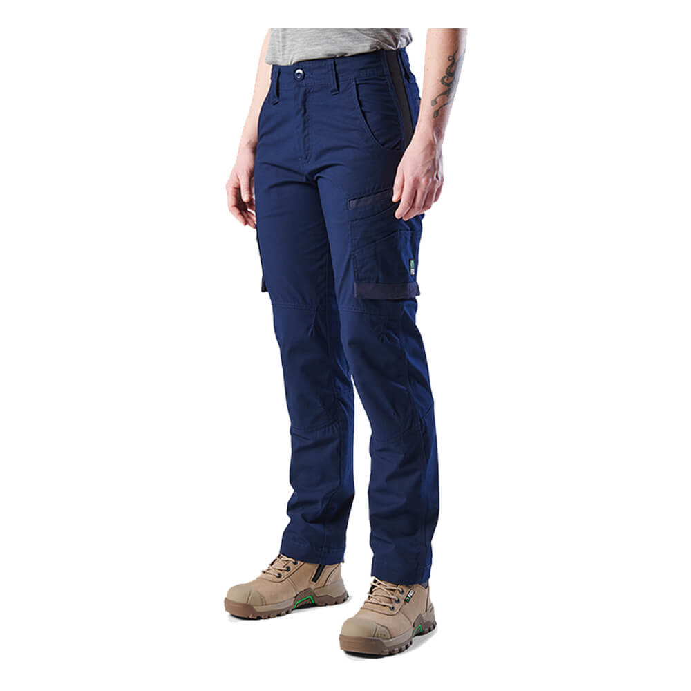 FXD WP7W Navy View 3